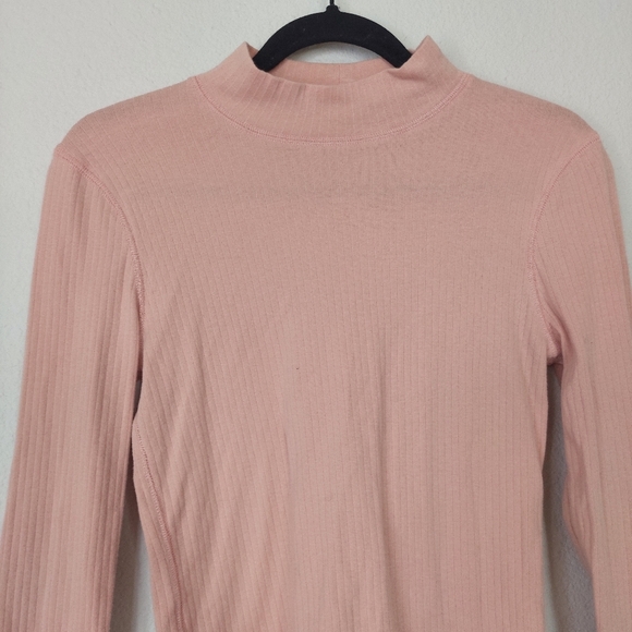 Utimately Free People The Rickie Long Sleeve Pull Over Top Size Meduim - Picture 4 of 8